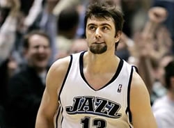 Mehmet Okur 16 sayıyla oynadı