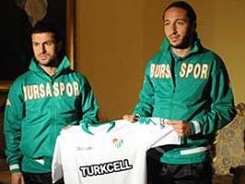 Bursaspor'un yenileri kampta....