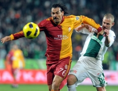 Bursaspor G.Saray'a acımadı: 2-0