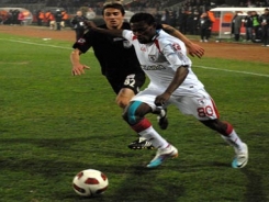 Samsunspor zirveye uçtu: 3-0