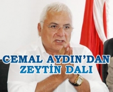 Cemal Aydın'dan zeytin dalı