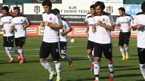 Beşiktaş ilk etabı tamamladı..