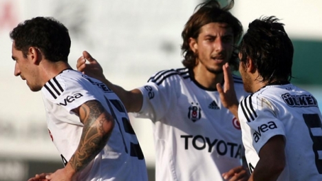 Beşiktaş'tan Sarıyer'e 3 gol..