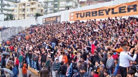 Adanaspor taraftarı tepkili