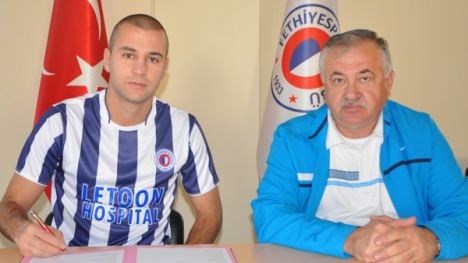 Cem Atan Fethiyespor'da..