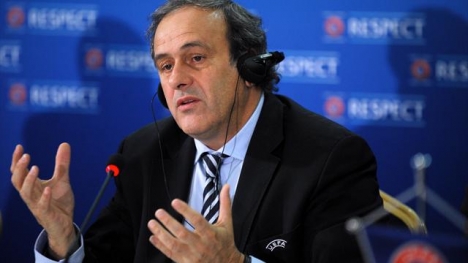 Platini, Blatter'i desteklemiyor!