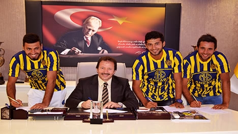 Ankaragücü'nde 3 imza...