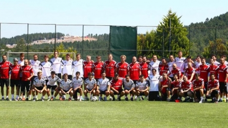 Beşiktaş'ın kamp kadrosu belli oldu..