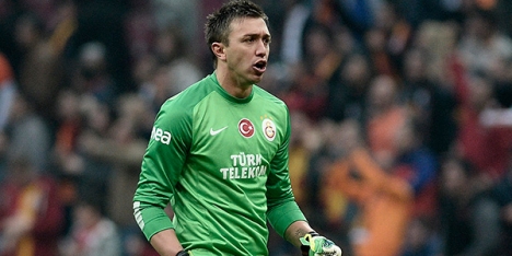 Galatasaray'da Muslera kararı!