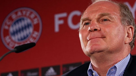 Hoeness cezaevi'nde!