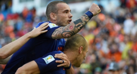 Sneijder'e plaket verildi!