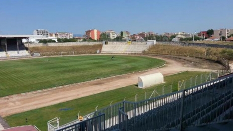 Bandırma Stadını bakıma aldılar!