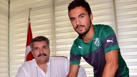 Bursaspor, Furkan Soyalp ile uzattı..