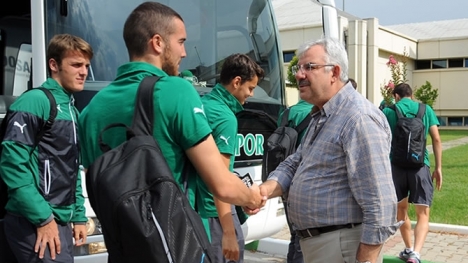 Bursaspor, tesislerine döndü..