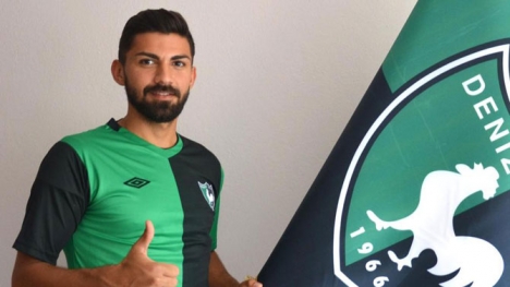 Cem Tosun, Denizlispor'da..