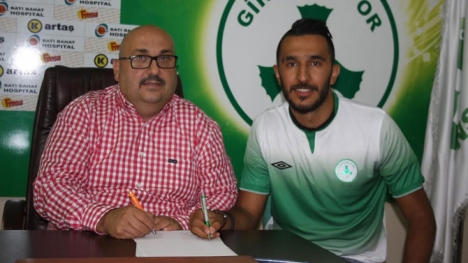 Giresunspor'da Alican Karadağ da imzaladı..