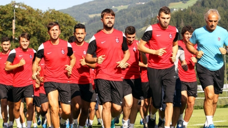 Trabzonspor, Avusturya'da çalıştı..