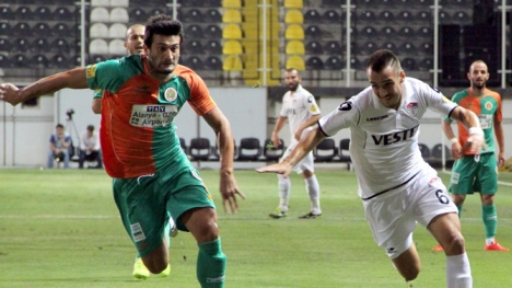 Alanyaspor, Manisaspor'u 3'ledi!