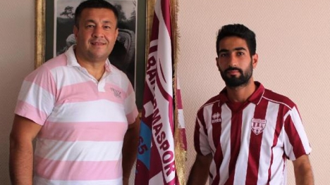 Doğan Karakuş, Bandırmaspor'a imzayı attı..