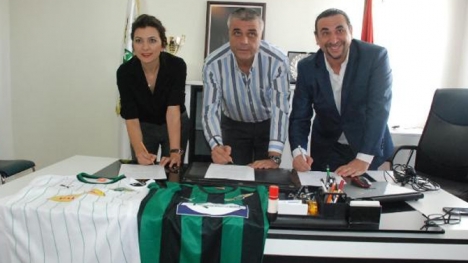 Akhisar aynı sponsorlarla devam edecek...