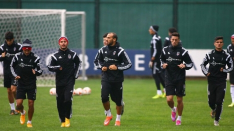 Beşiktaş ara vermeden başladı!