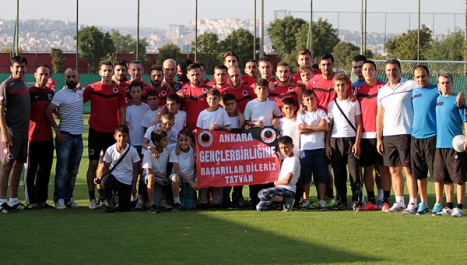 Tatvan'dan Gençlerbirliği'ni ziyarete geldiler..