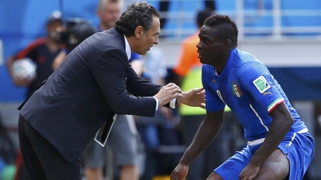 Balotelli: "Prandelli adam değil!"