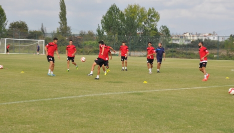 Manavgatspor, Gaziosmanpaşa’ya bileniyor..