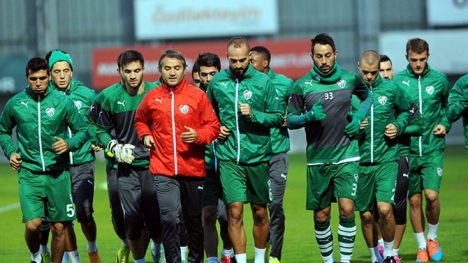 Bursaspor taktik çalışma yaptı.