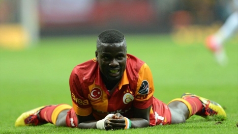 Eboue, Akhisar ile anlaştı!