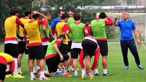 İnegölspor, Tepecikspor'a bileniyor...