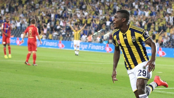 Emenike'yi bekleyen büyük tehlike!