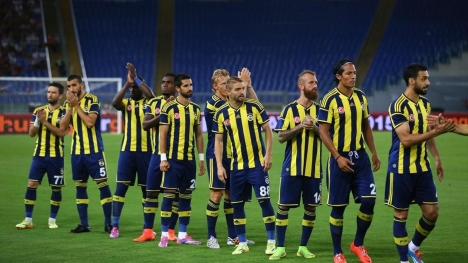 Fenerbahçe kupa maçında 10 yeni isim ile çıkacak...