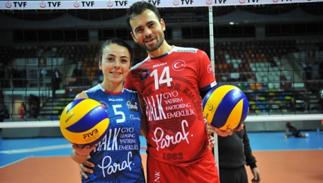 Halkbank'ta libero kardeşliği!