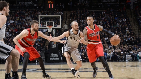 San Antonio Spurs yine üç uzatma ile teslim oldu