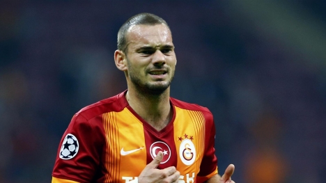 Sneijder'den Hamzaoğlu'na: ''Yanlış anlaşılır hocam''