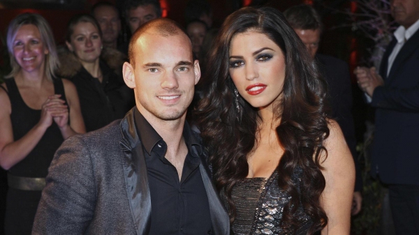 Yolanthe Cabau, Sneijder'in Galatasaray'dan ayrılmasını istiyor