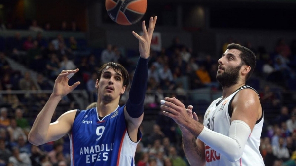 Anadolu Efes ve Laboral Kutxa 11. kez