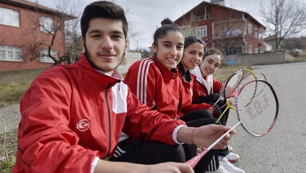 Elmadağlı Badmintoncuların başarı hikayesi