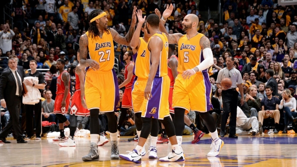 Los Angeles Lakers 123 - 118 Chicago Bulls