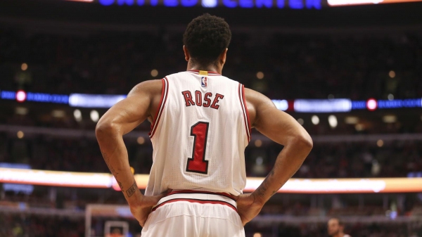 Derrick Rose 4-6 hafta sonra parkelere dönecek