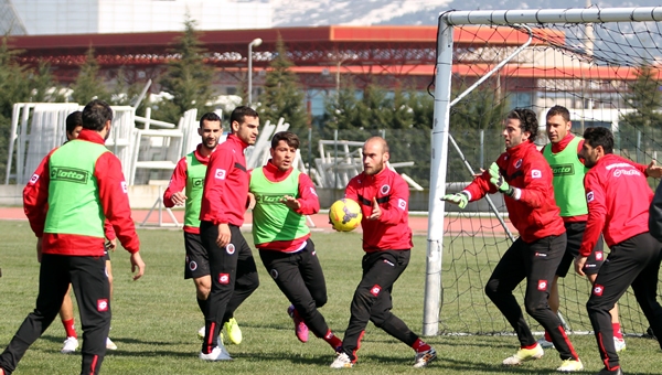 Gençlerbirliği, Balıkesirspor maçına hazır