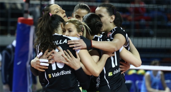 VakıfBank turladı!