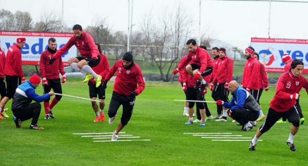 Samsunspor'dan Karşıyaka'ya gözdağı