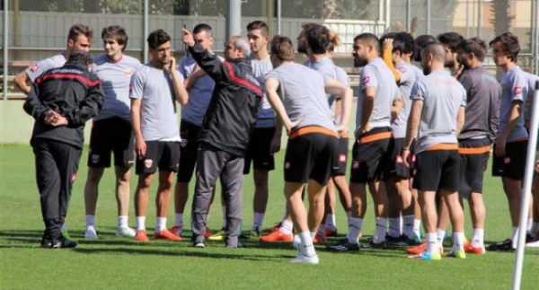 Adanaspor'da hazırlıklar başladı