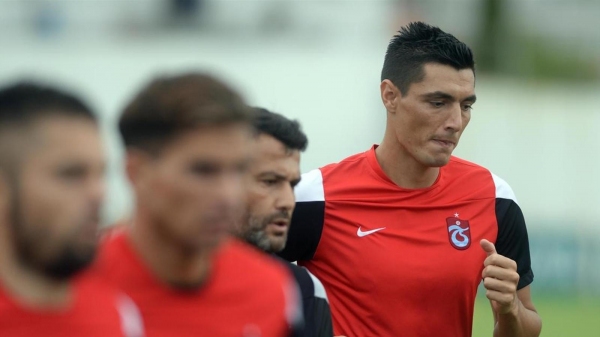 Trabzonspor'da Cardozo takımla çalıştı