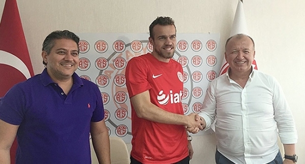 Antalyaspor'dan bir transfer daha