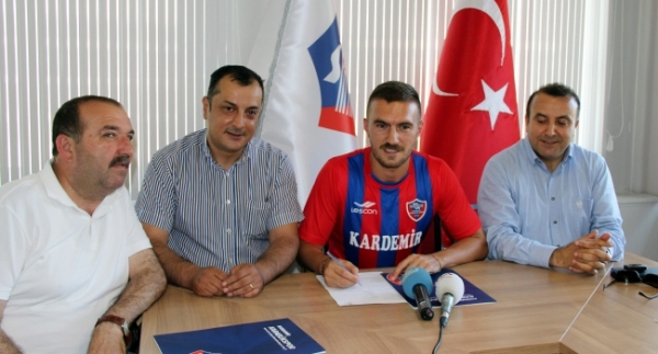 Milli forvet Karabükspor'da