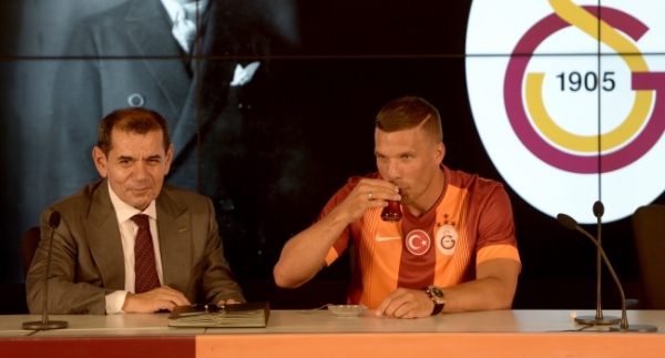 Podolski'den Galatasaray'a övgü