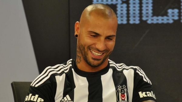 Quaresma: "Numara 7 olur 007 olur"